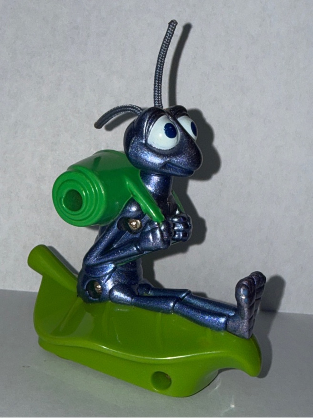 Disney A Bugs Life Pull Back toy